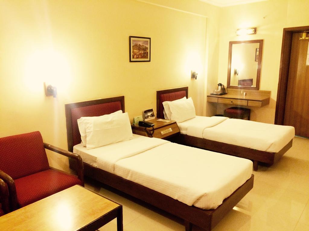 Harsha Hotel Hyderabad Luaran gambar