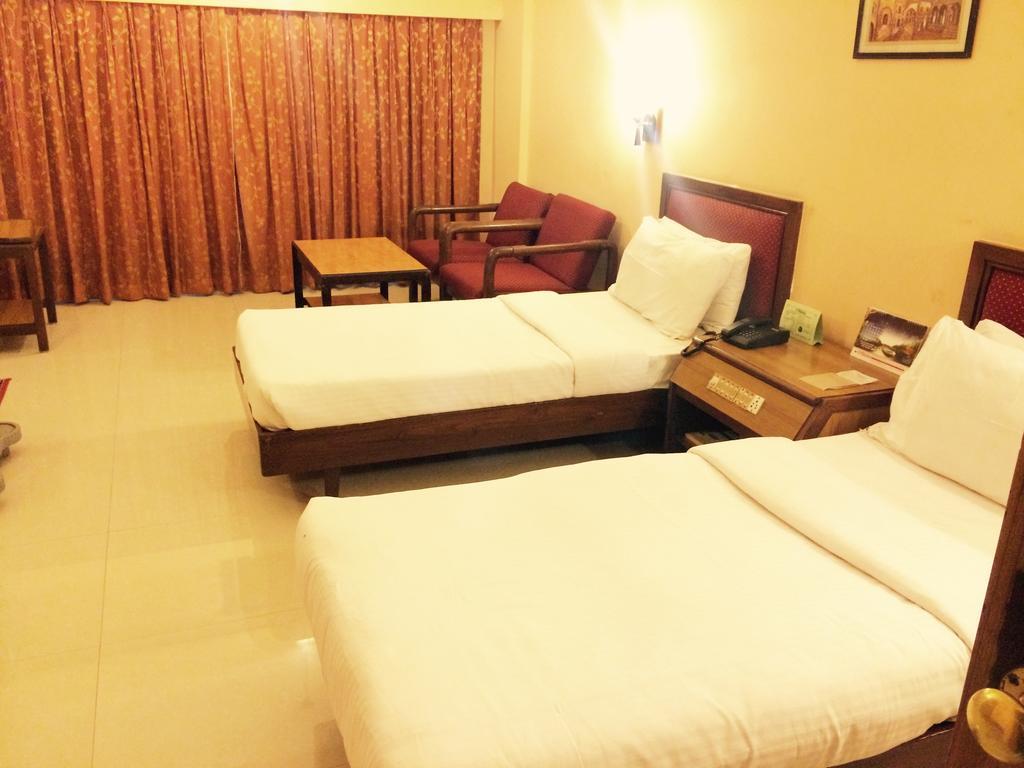 Harsha Hotel Hyderabad Luaran gambar